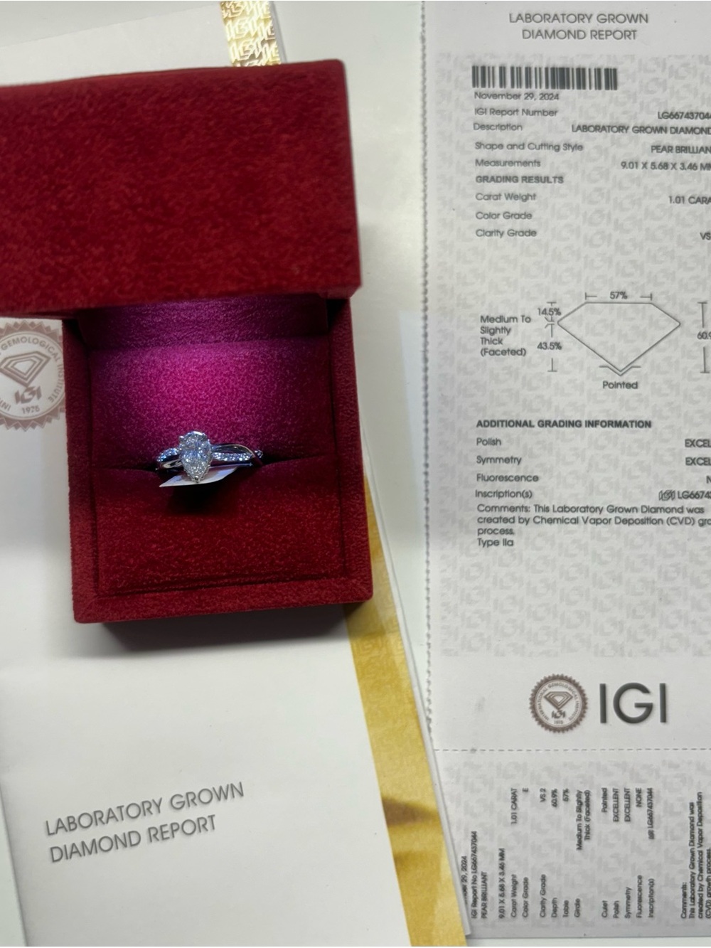 Elegant 14k White Gold Pear Shape Diamond Ring